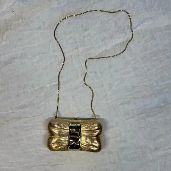 Vintage Saks Fifth Avenue Italy Bow Clamshell Gold Clutch Evening Bag - Picture 3 of 11